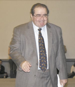 Scalia urges audience not to reject possibility of miracles