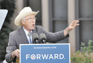Obama encircled by Romney campaign in Springs