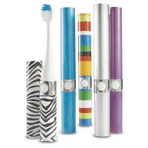 Tiny cosmetics help holiday travelers in a big way