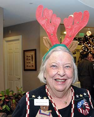Jeb Bush gets early gift at Lincoln Club holiday party