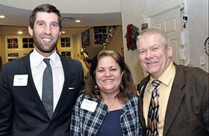 Jeb Bush gets early gift at Lincoln Club holiday party