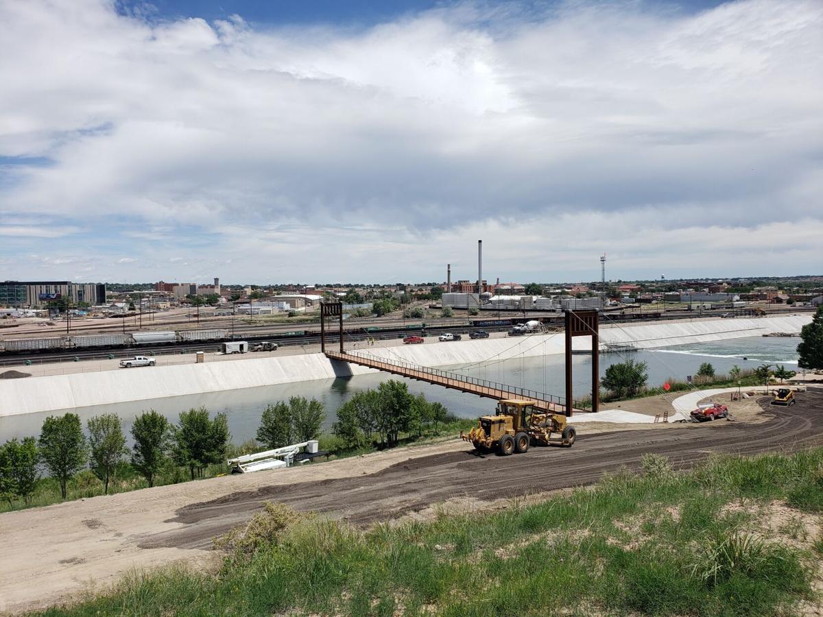 PuebloFlood_Levee.jpg