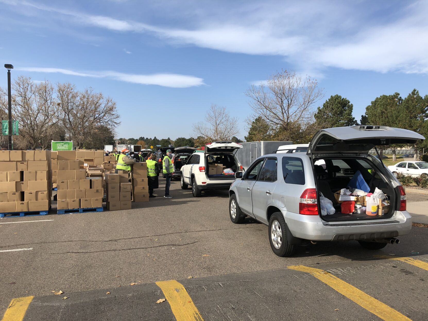 Aurora police, Food Bank of the Rockies team up to provide food, resources for families