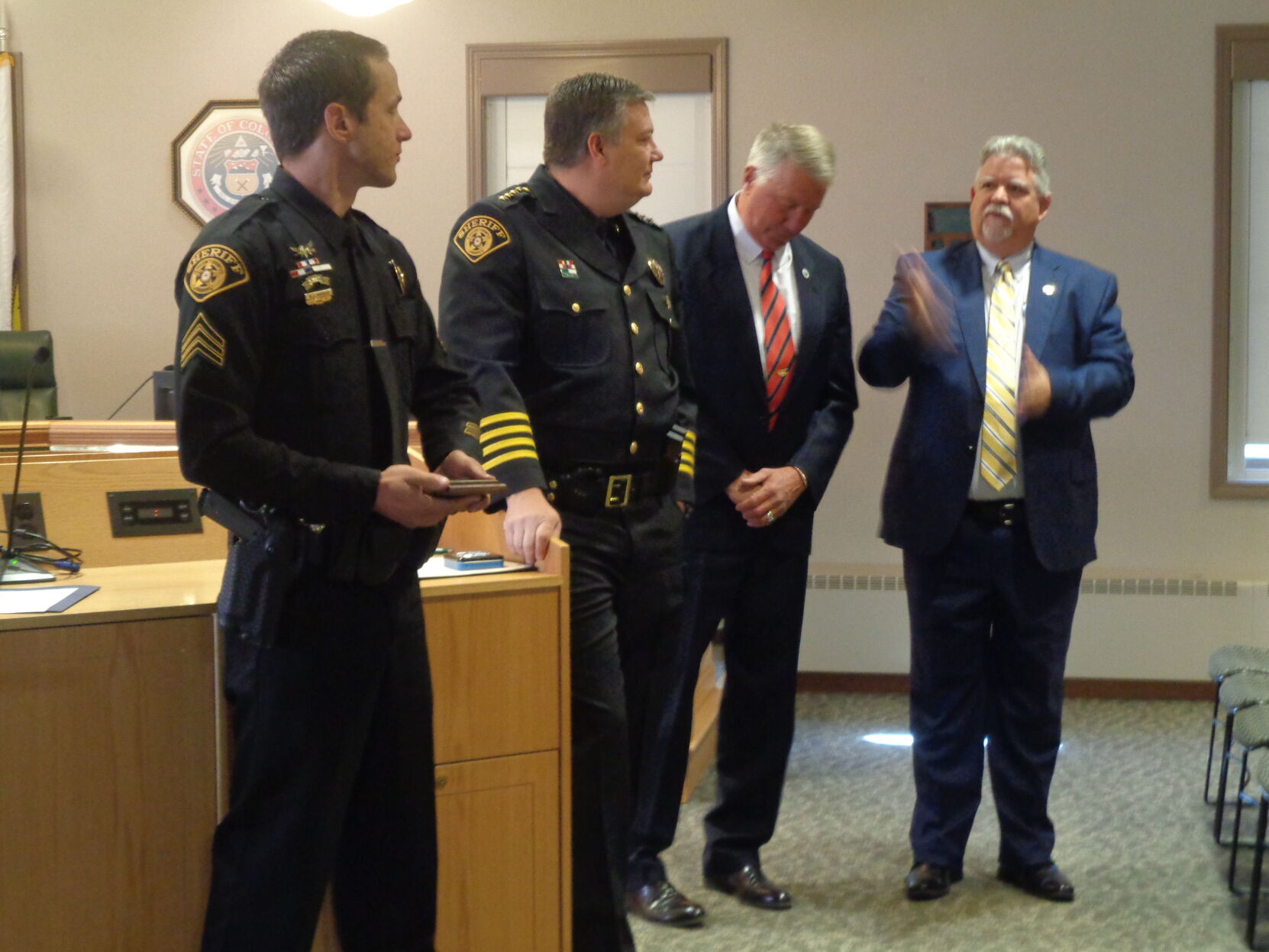 Teller County commissioners reject COVID mandates, but encourage vaccinations