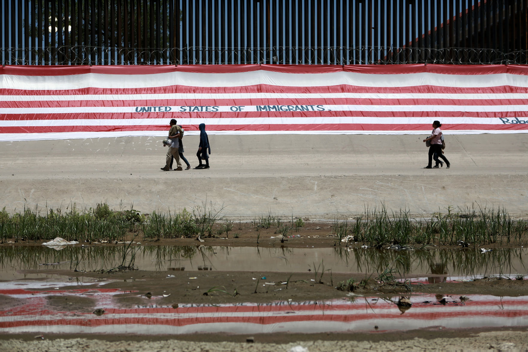Trump’s threatened tariffs on hold after deal with Mexico