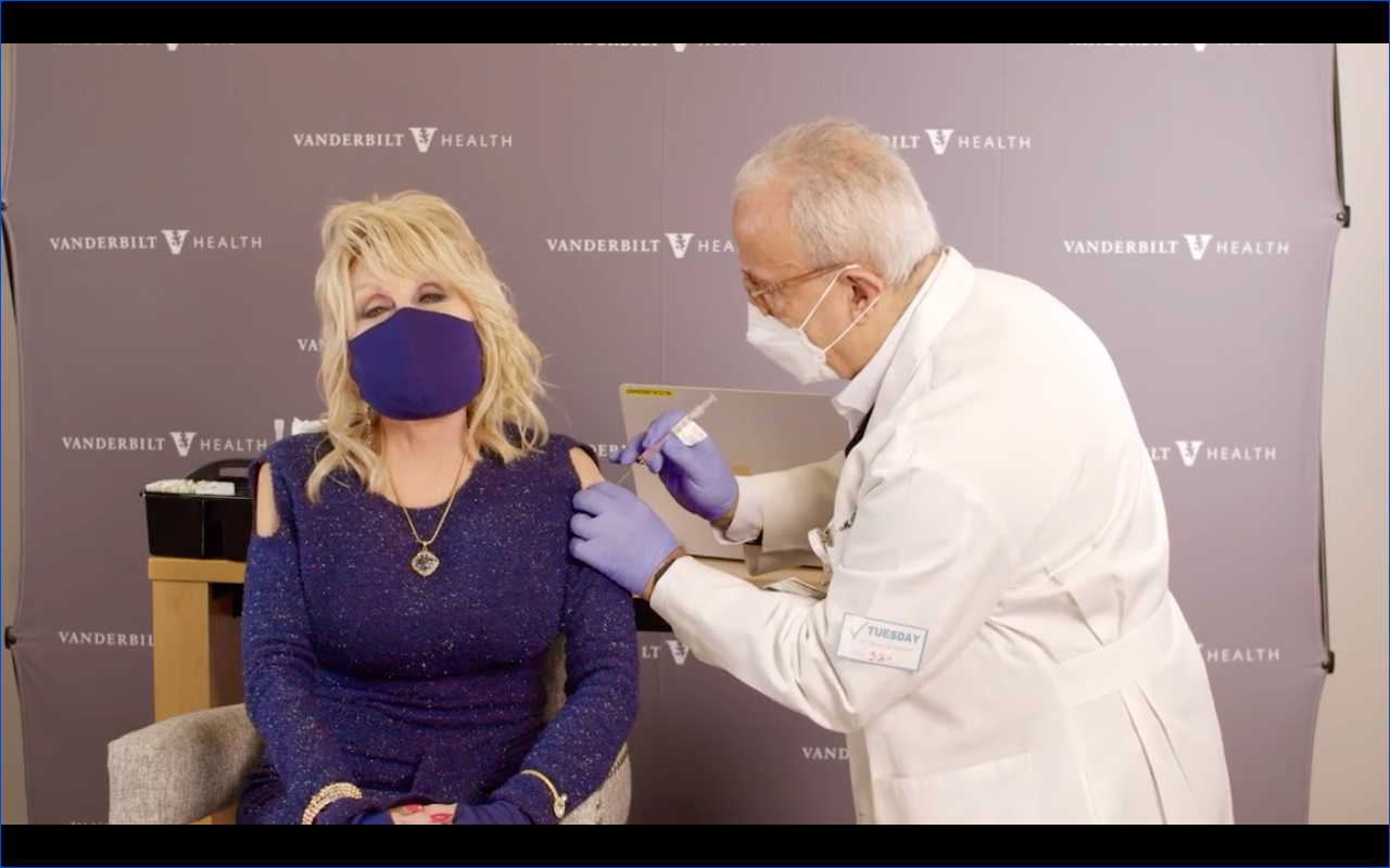 Dolly Parton replaces ‘Jolene’ with ‘vaccine’ in viral clip before receiving her shot