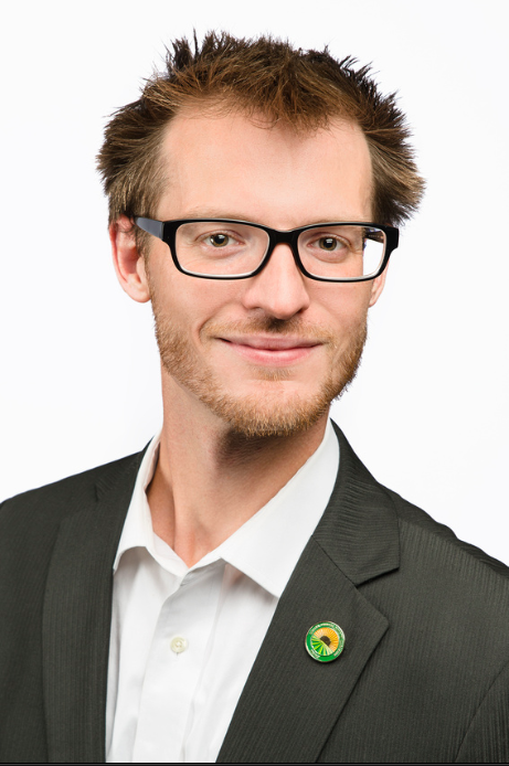 At risk of robbery, cash-and-carry cannabis vendors need federal ‘SAFE’ act’s help