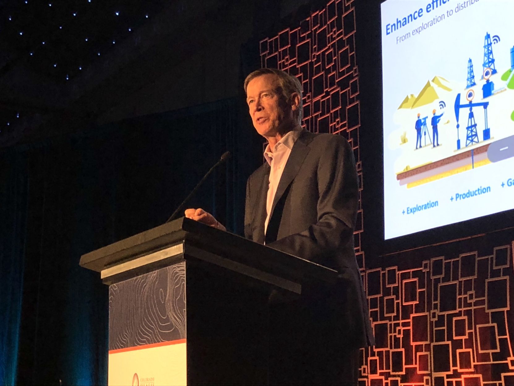 Hickenlooper, lawmakers stand with oil and gas at Denver COGA summit