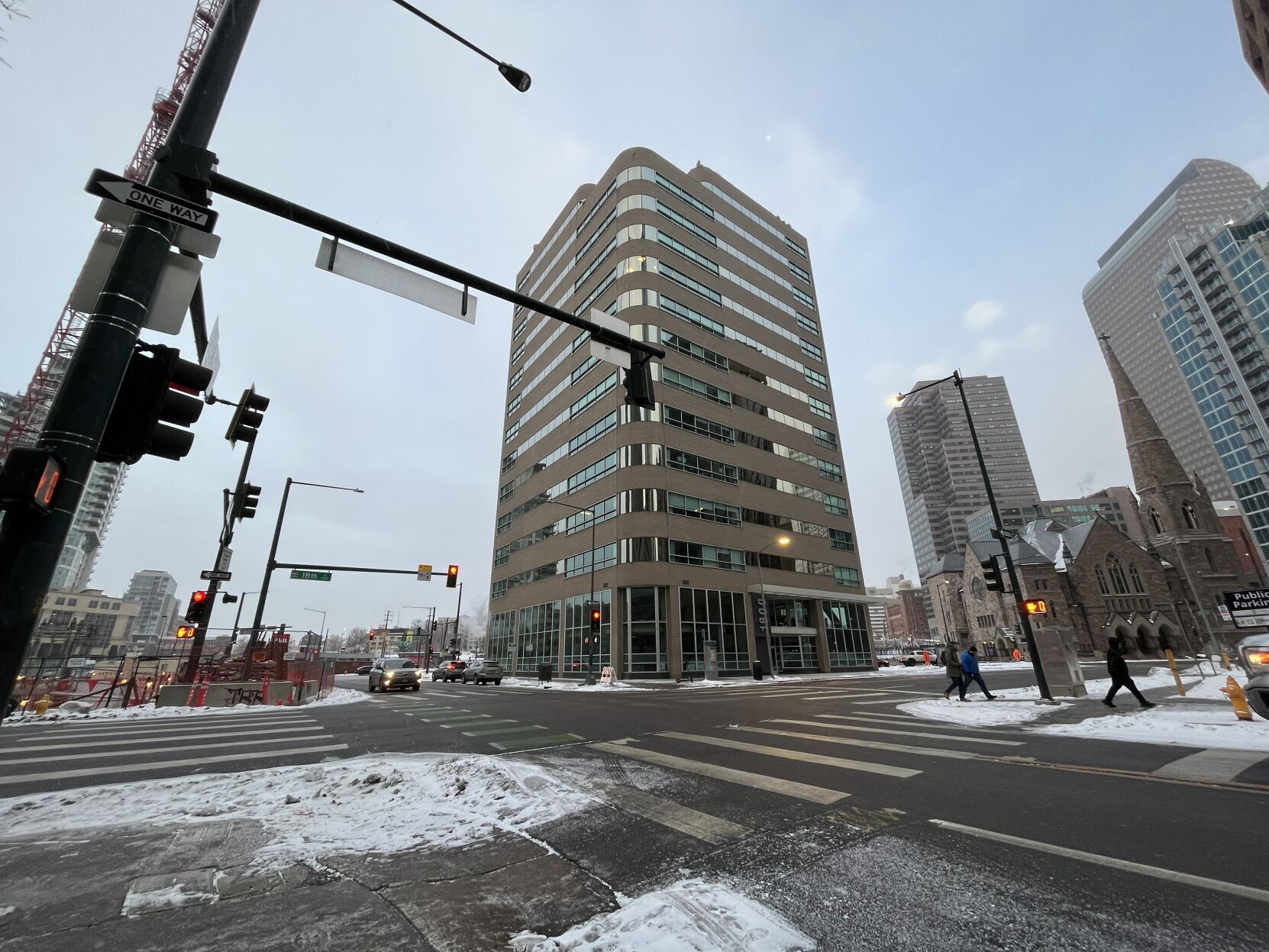 Denver’s city council decriminalizes jaywalking