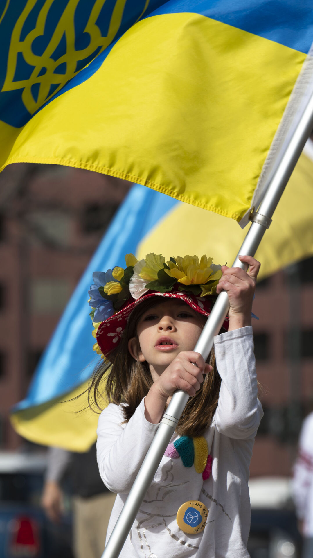 Hundreds in Denver rally for Ukraine, Trump easily wins South Carolina primary, lawmakers tackle ‘orphan’ drugs | WHAT YOU NEED TO KNOW
