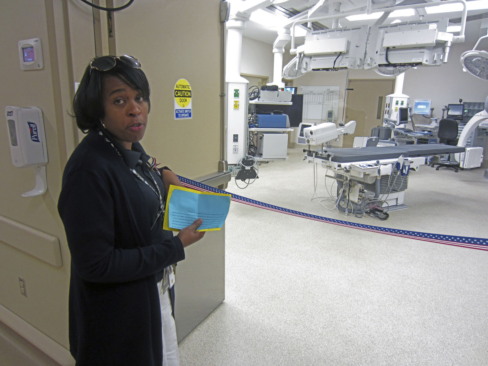 Vets, officials on hand for ribbon cutting at Aurora VA hospital