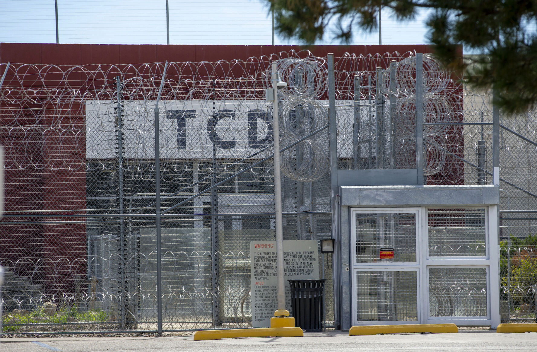 Lawsuit alleges unsafe conditions at migrant detention facility in New Mexico | OUT WEST ROUNDUP