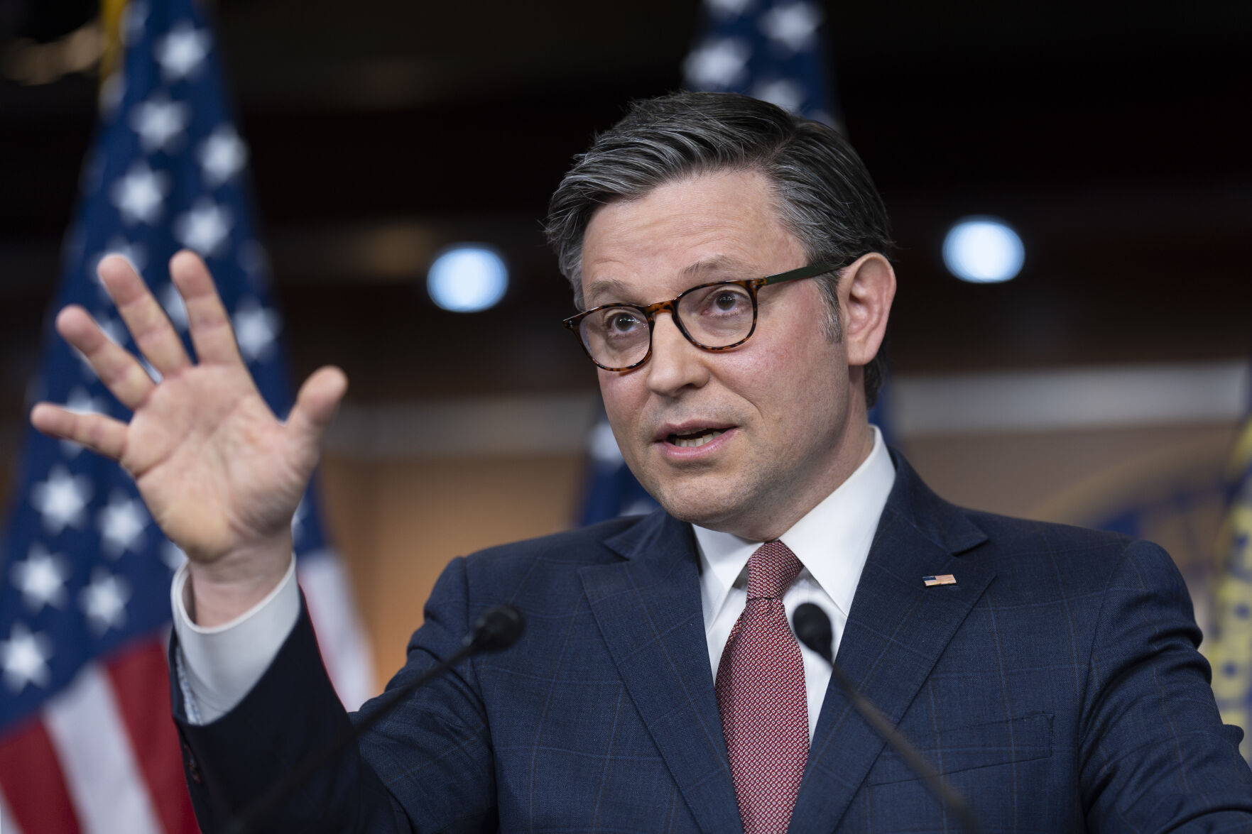 Congress rushes to approve final package of spending bills before shutdown deadline