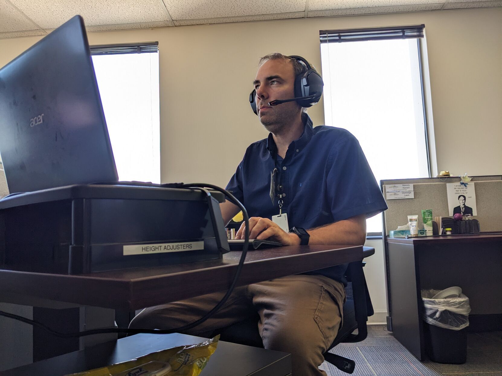 988 crisis line looks for board of directors applicants