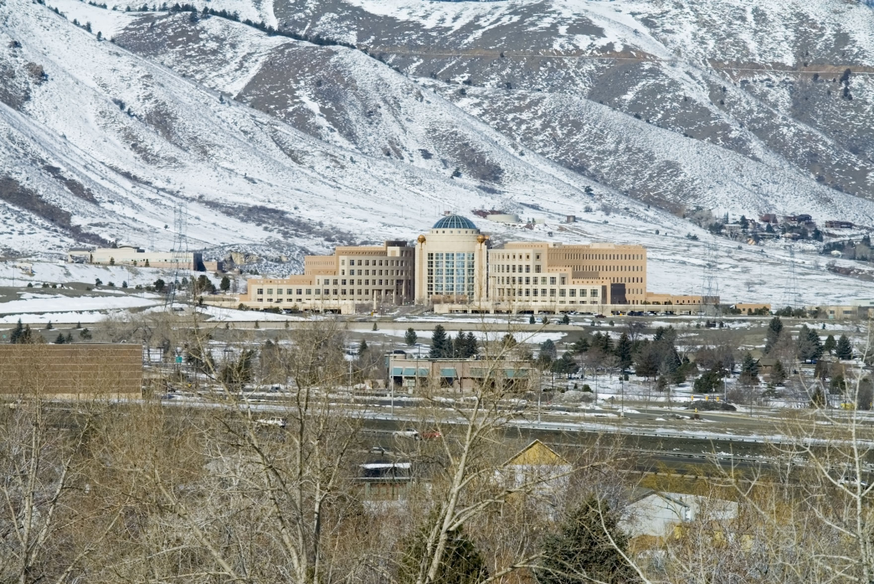 Colorado appeals court reinstates slip-and-fall lawsuit against Jeffco