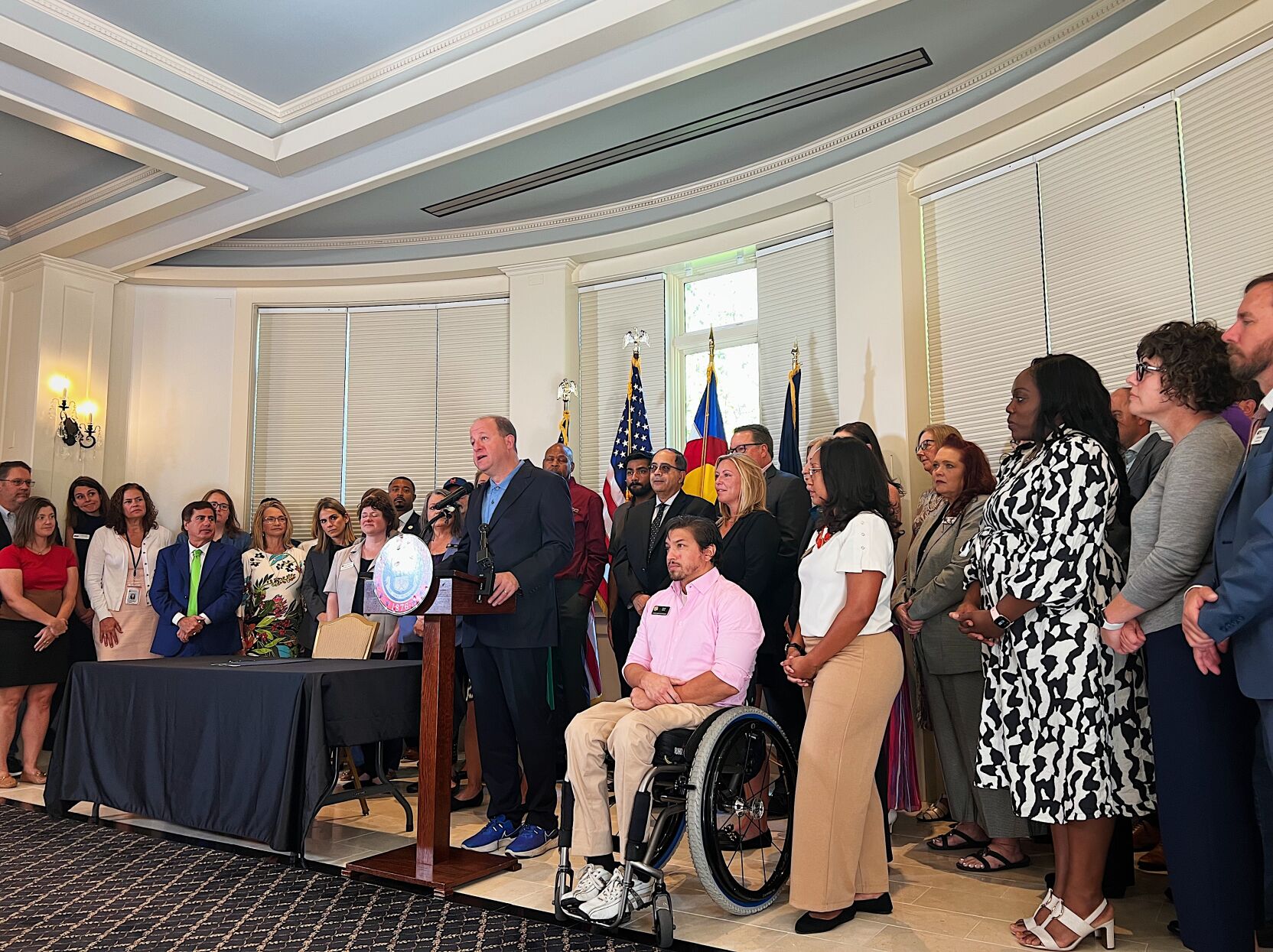 Polis issues executive order to expand apprenticeships in state agencies