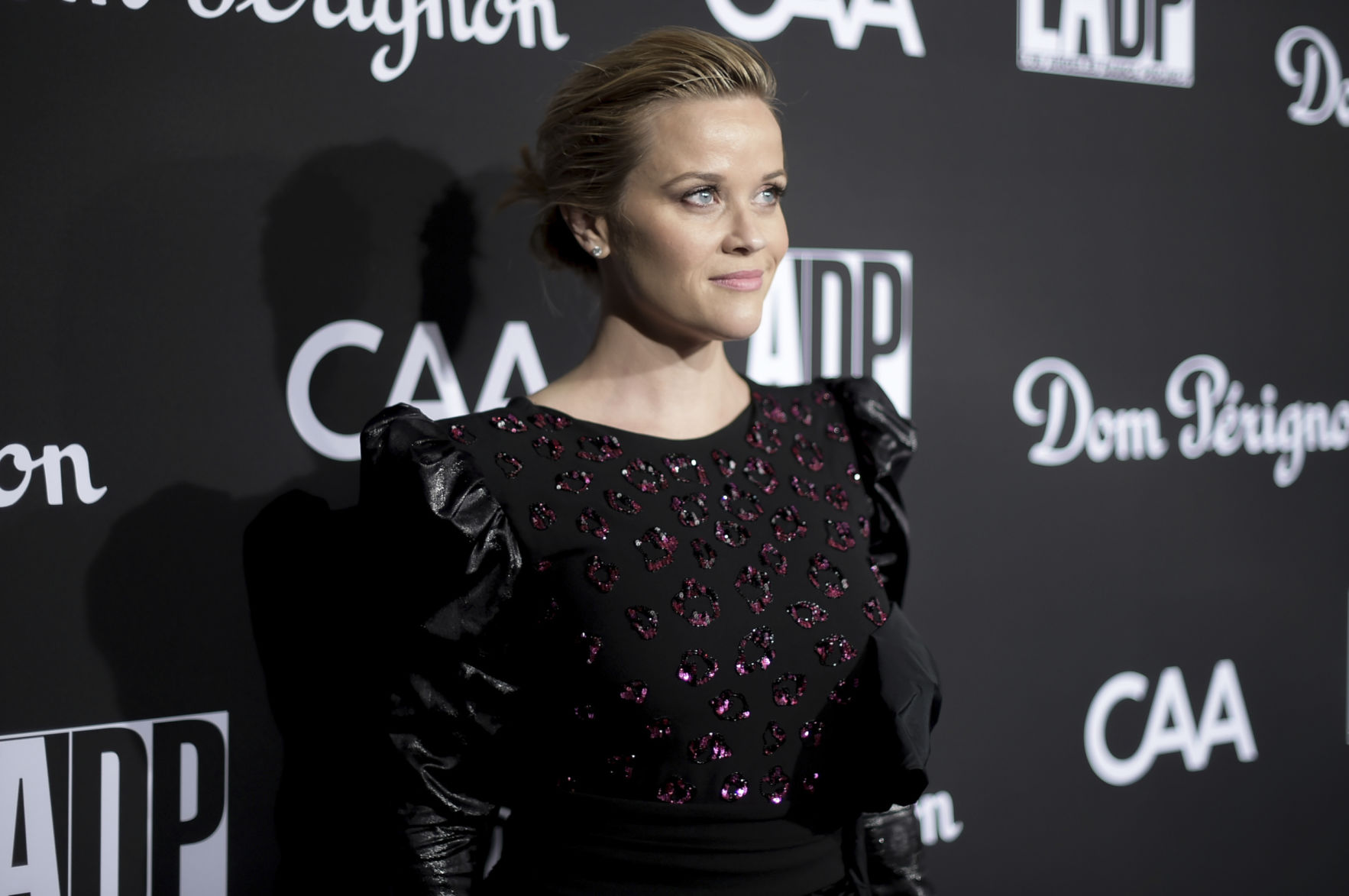 Reese Witherspoon to appear in Denver on Michelle Obama’s book tour