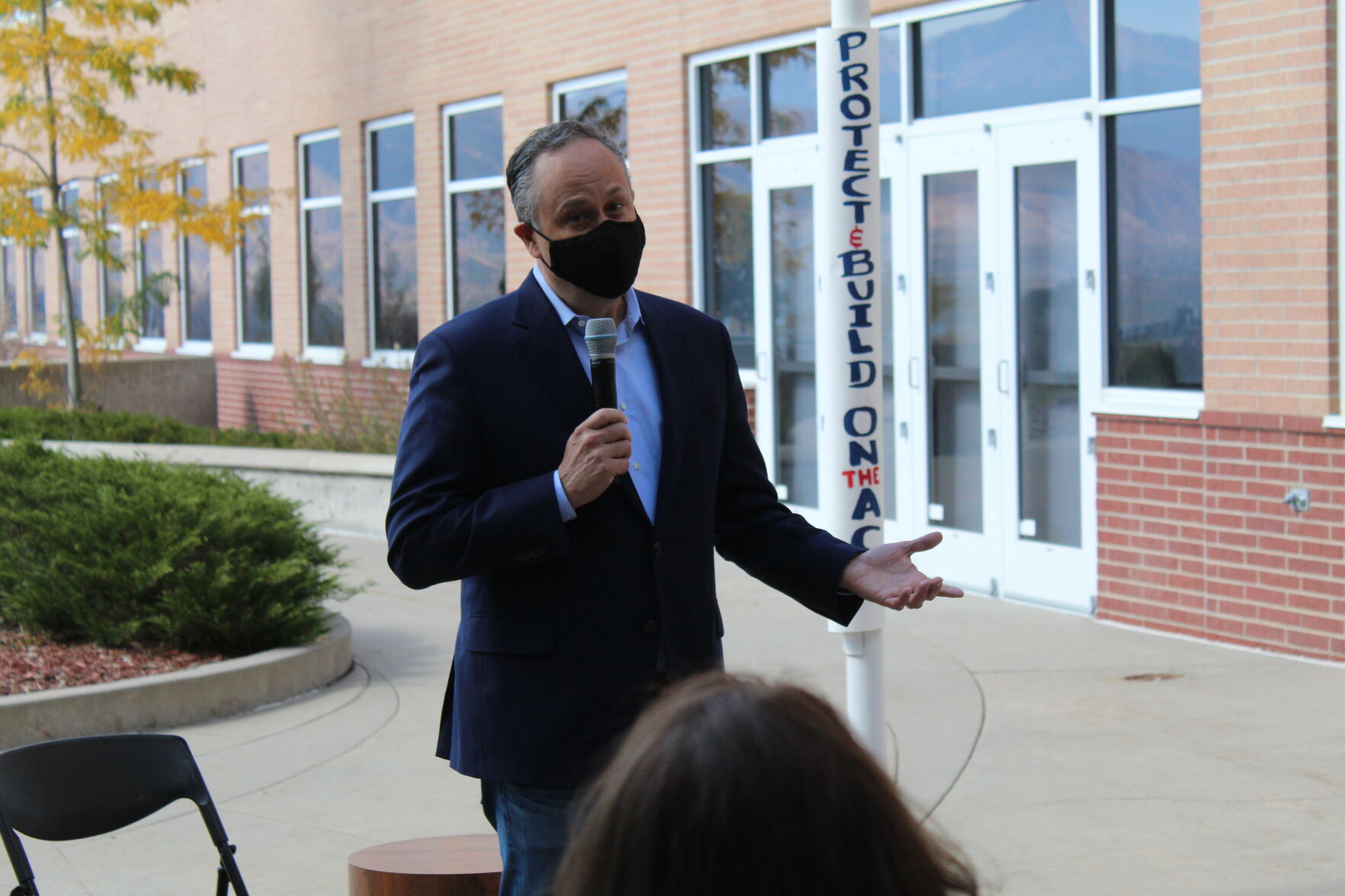 ELECTION 2020 | Doug Emhoff, husband of Kamala Harris, hosts Biden campaign’s first in-person event in Colorado