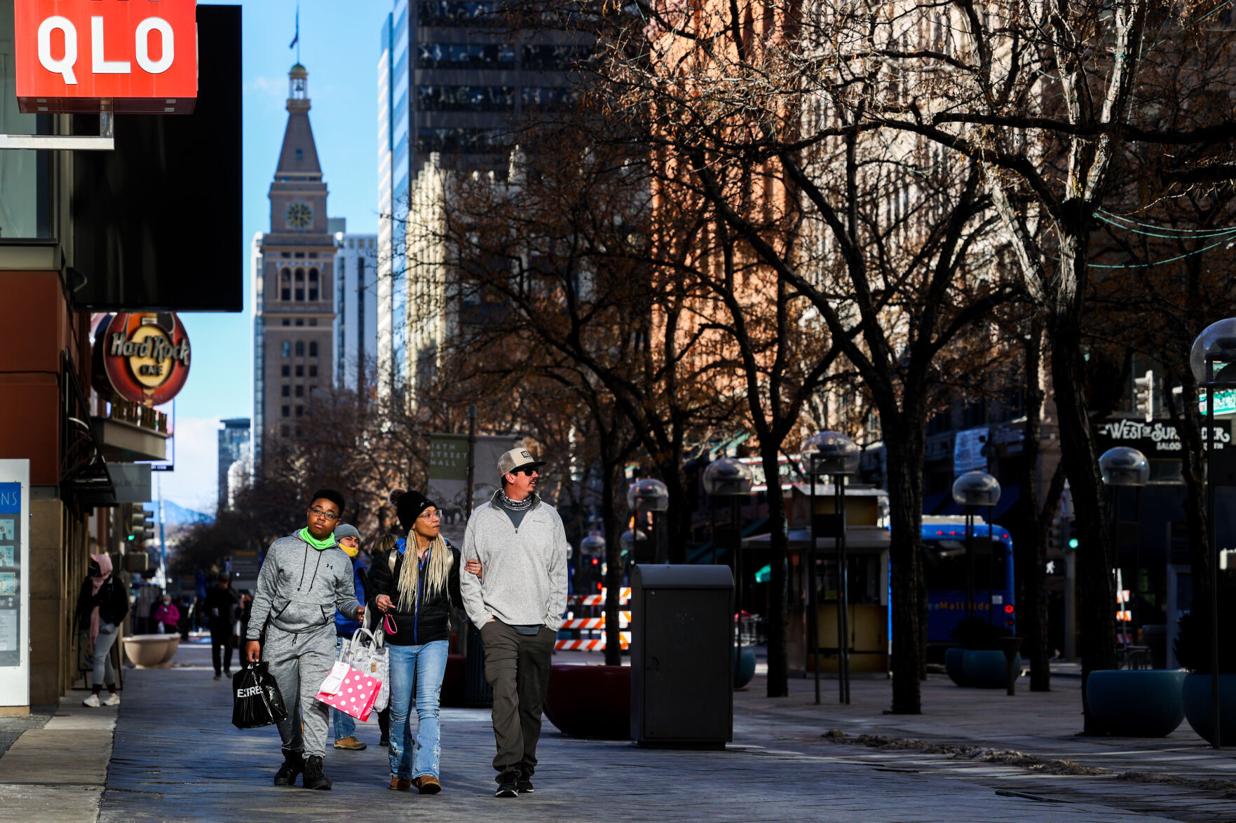 Denver to increase its minimum wage to $17.29 an hour