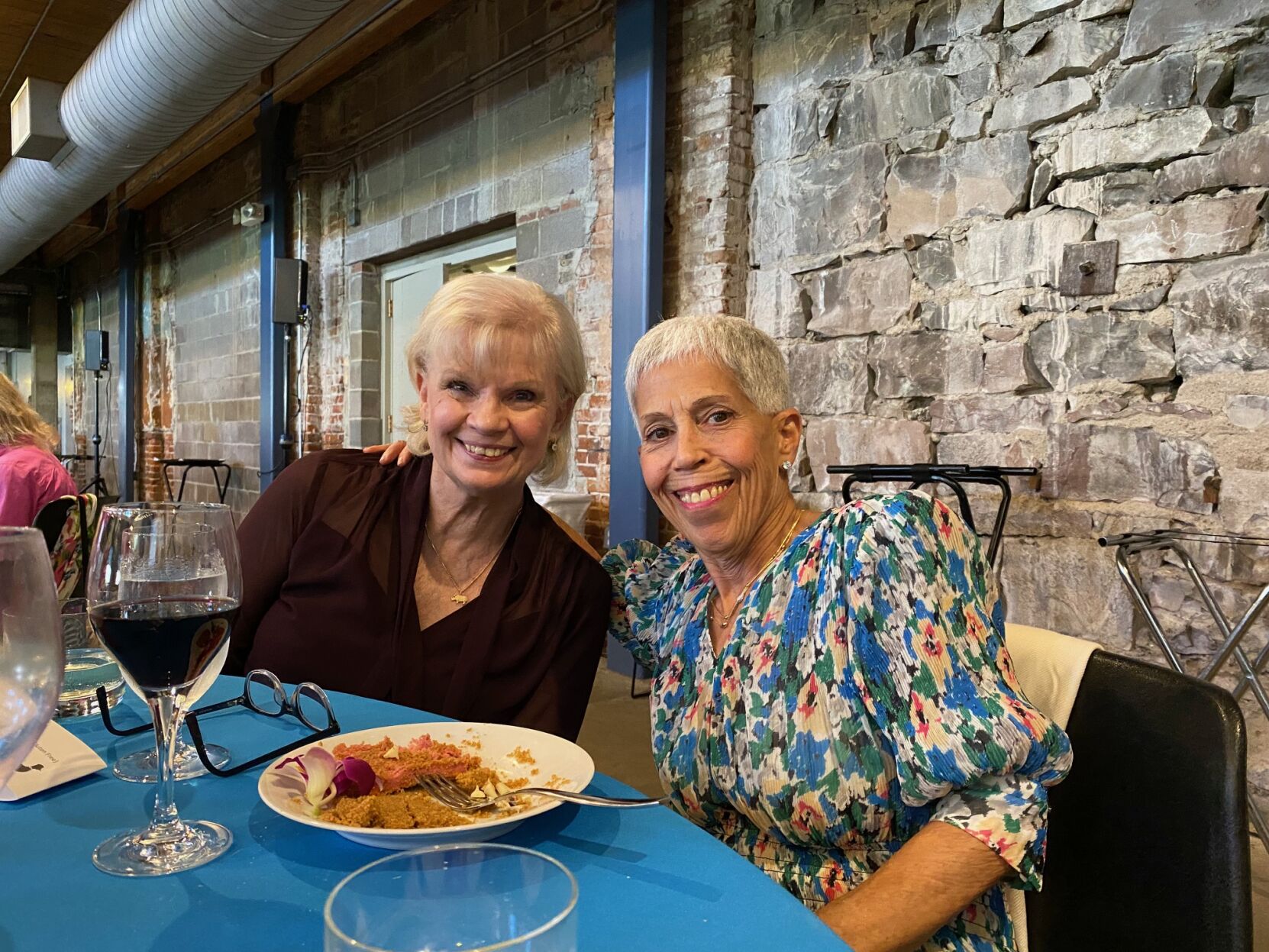 Author W. Bruce Cameron an engaging speaker at GRRR Gala | NONPROFIT REGISTER