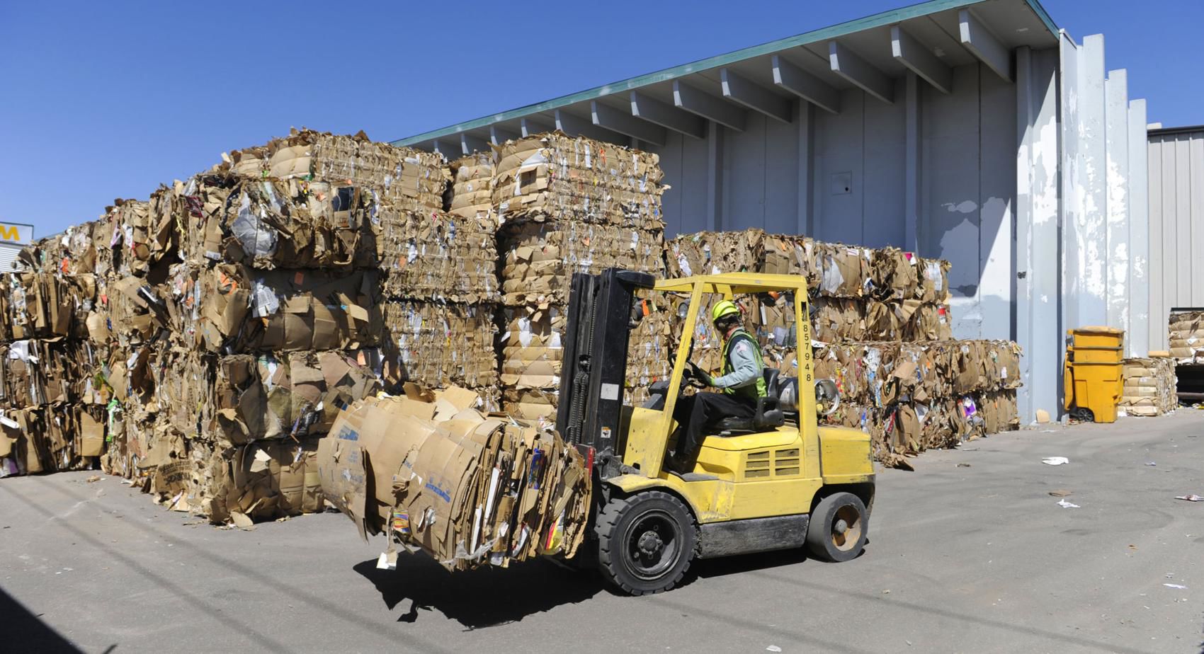 Denver adopts volume-based trash program in split vote, implementation to begin Jan. 1