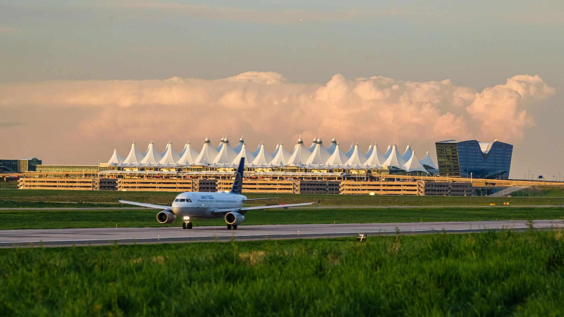 Denver International Airport gains new businesses, eyes area development