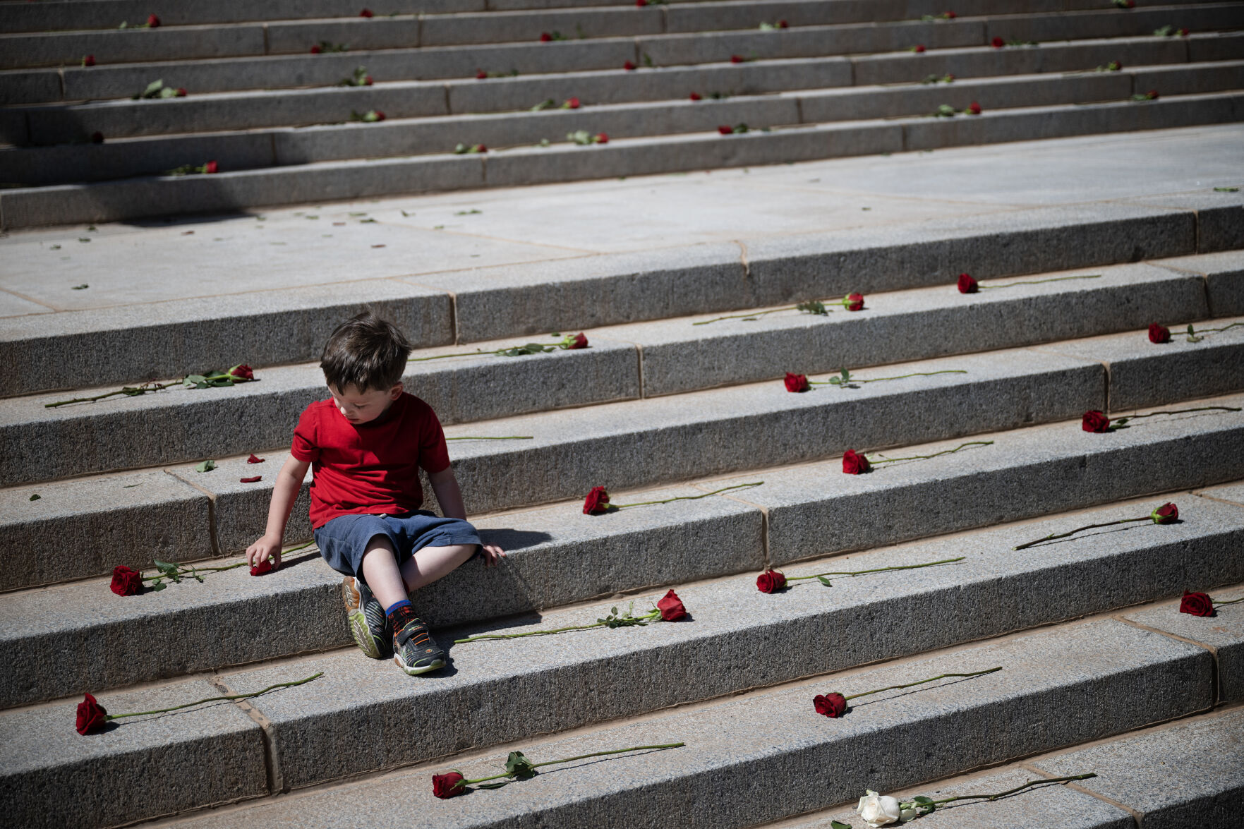 ‘Our leaders need to do more:’ Colorado family honors school shooting victims at Capitol