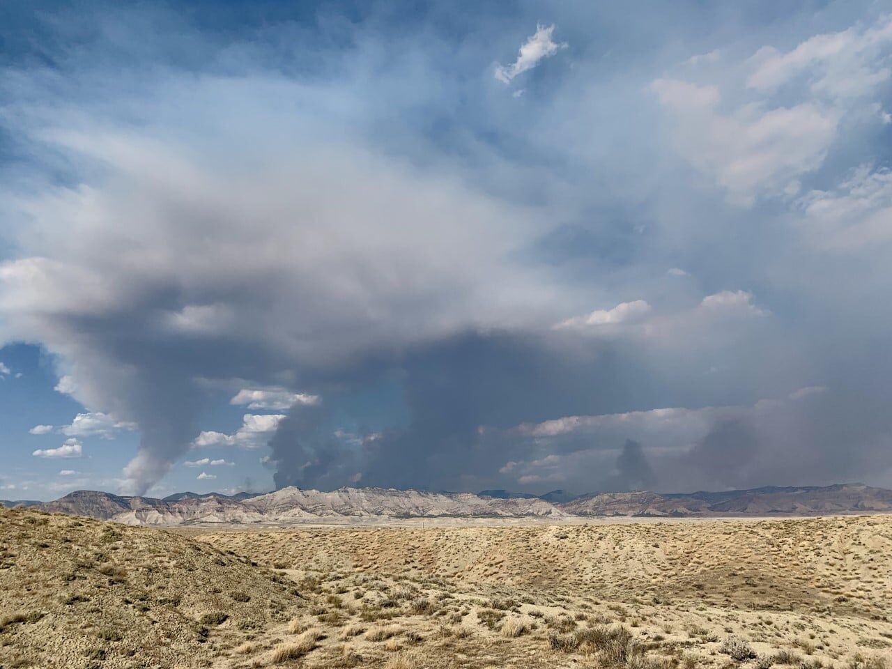 Colorado wildfires: Pine Gulch fire now second largest in state history; first containment of Grizzly Creek fire
