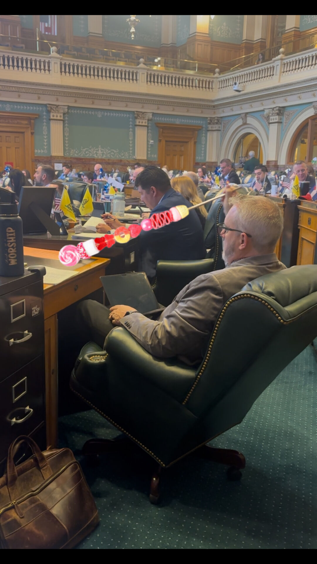 Rep Scott Bottoms voting stick