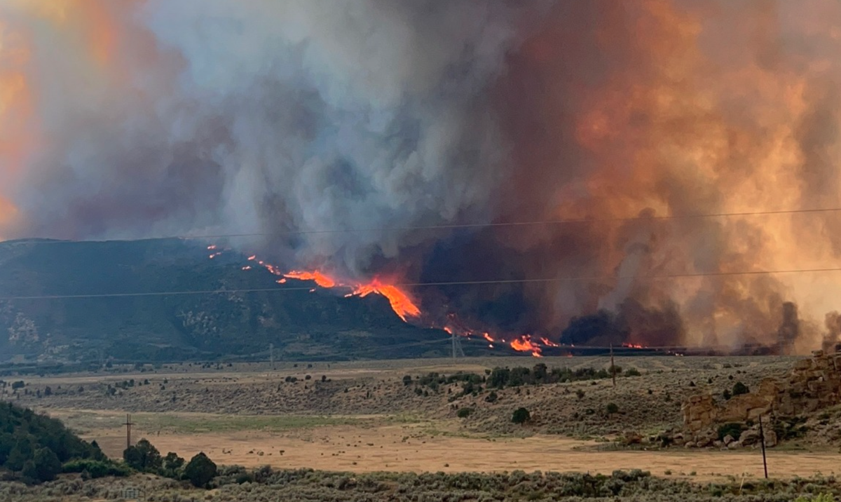 An image of the Lee Fire from State Highway 13. Photo: Rio Blanco County Sheriff's Office.