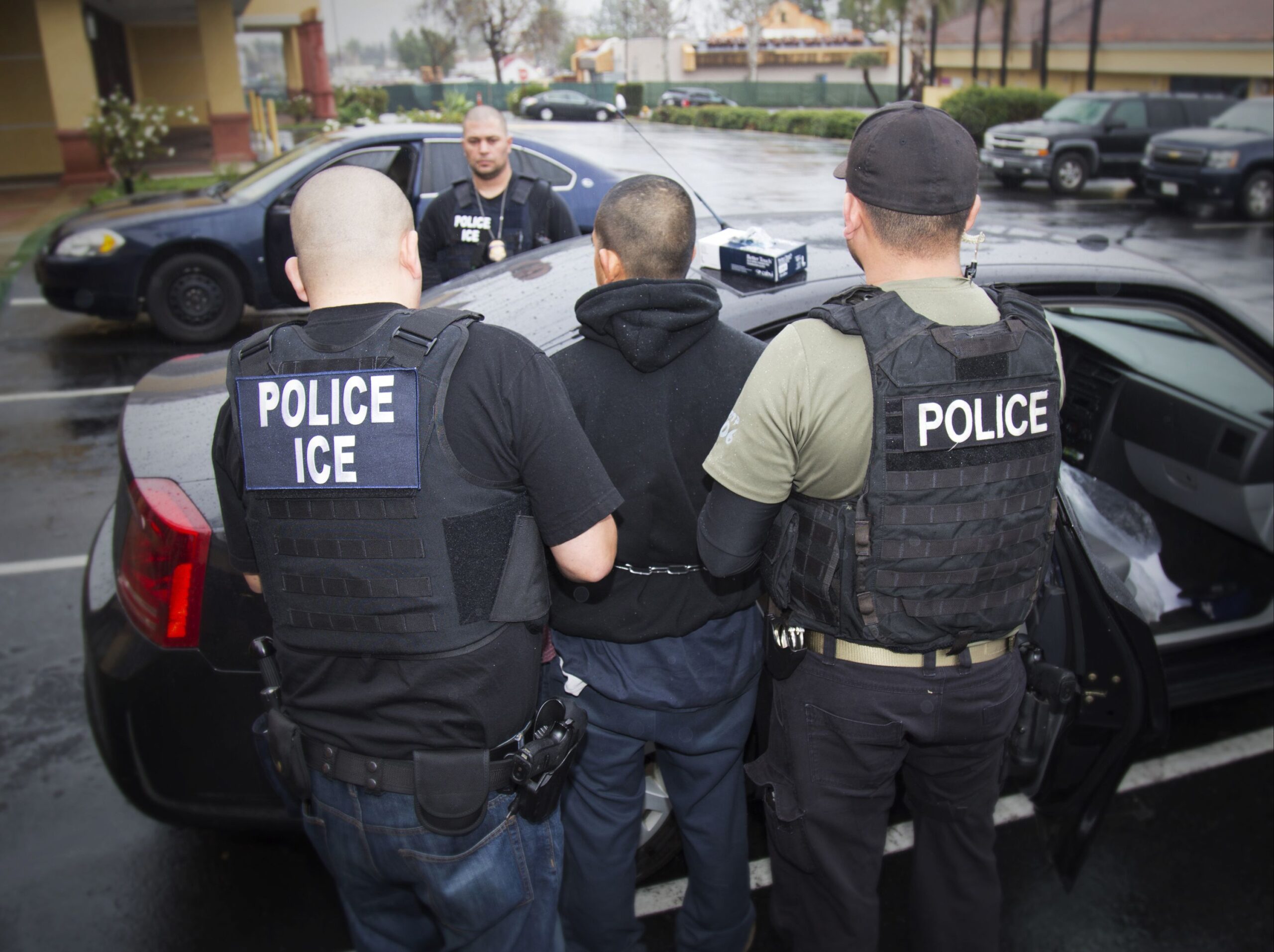 Federal judge hears testimony, arguments over whether to order ICE to follow warrantless arrest law