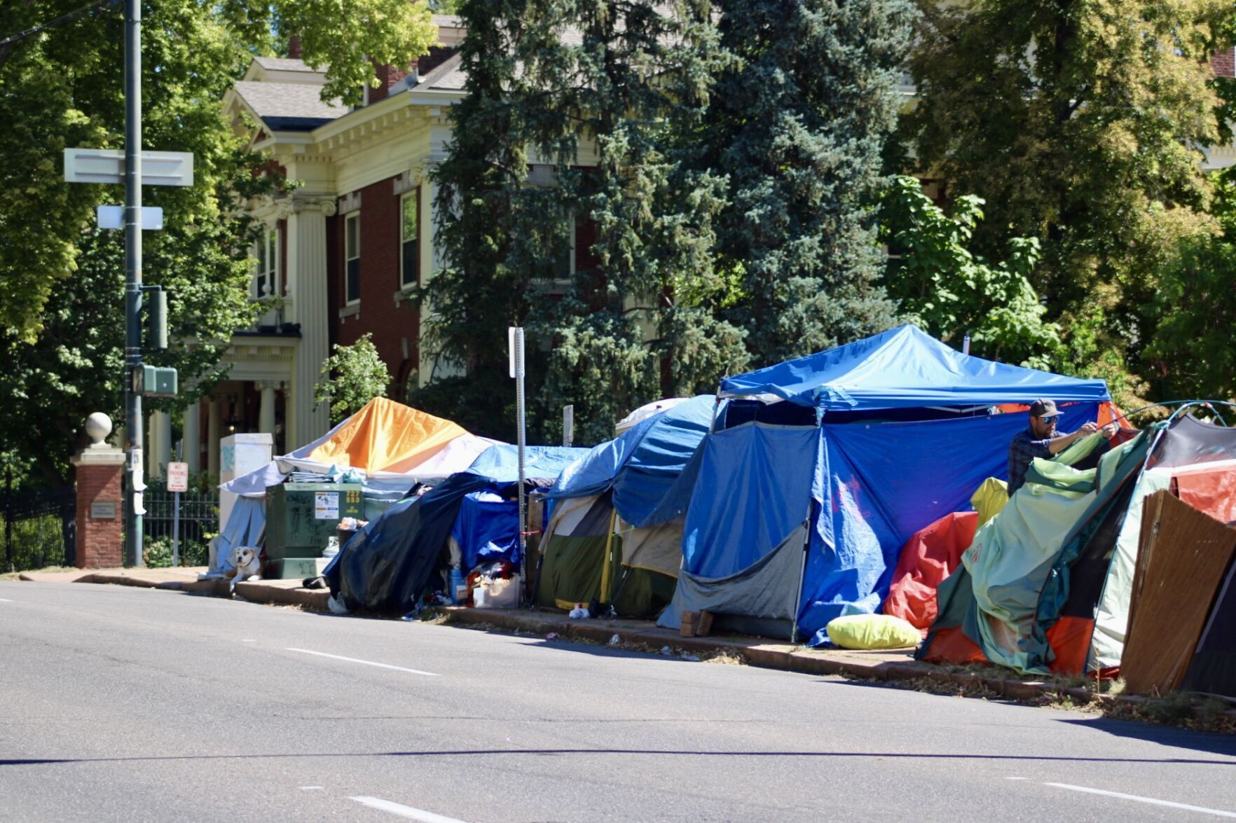 Denver ranked 5th in metro areas with highest homeless population, report says