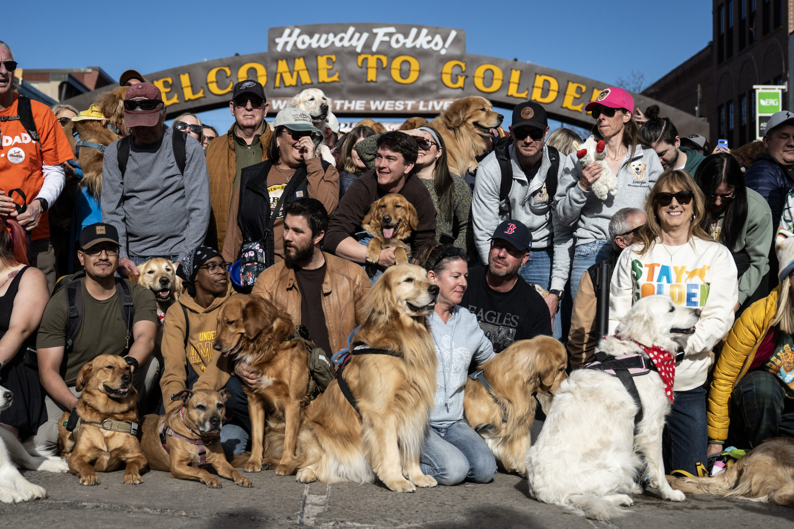 Colorado House advances bill to ban pet stores from selling dogs and cats, as opponents warn of black market surge