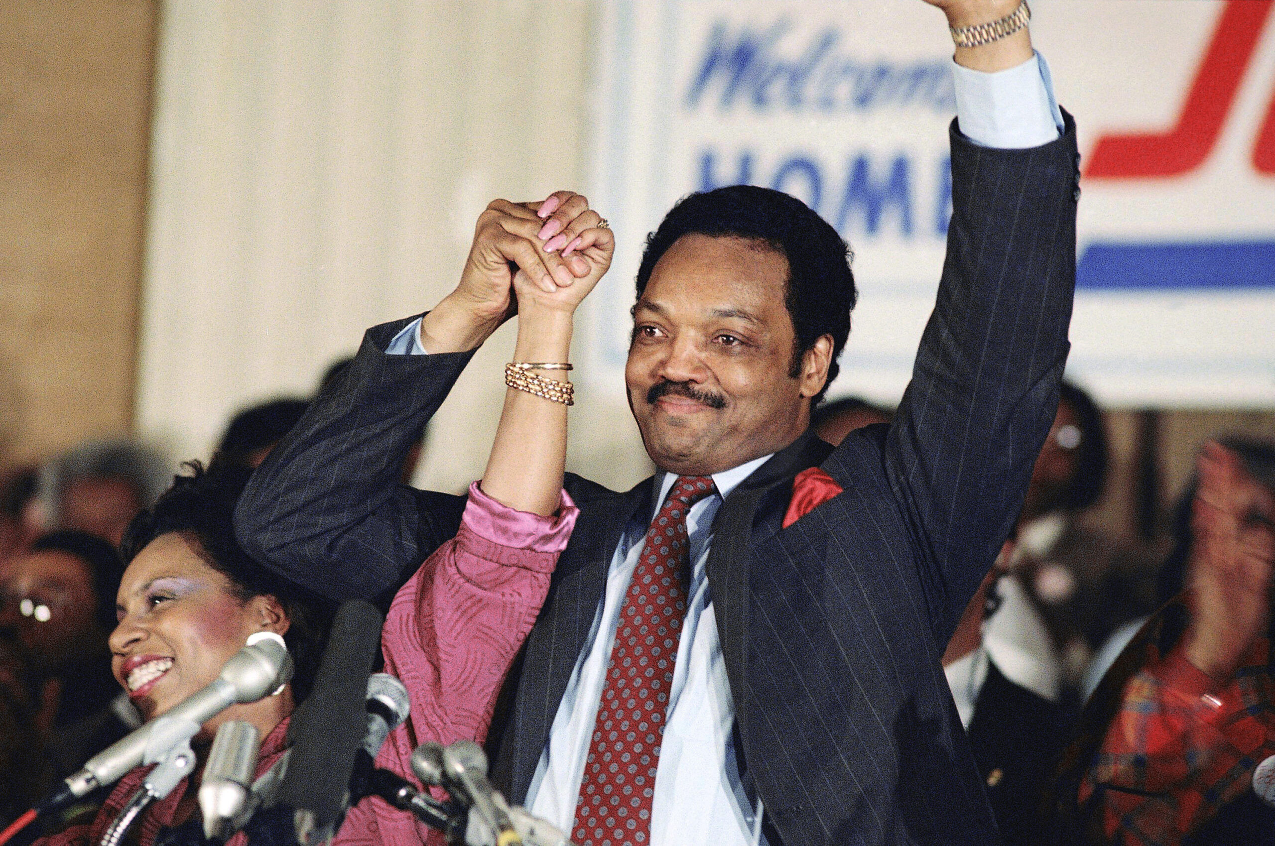 Civil rights activist Jesse Jackson dies at 84