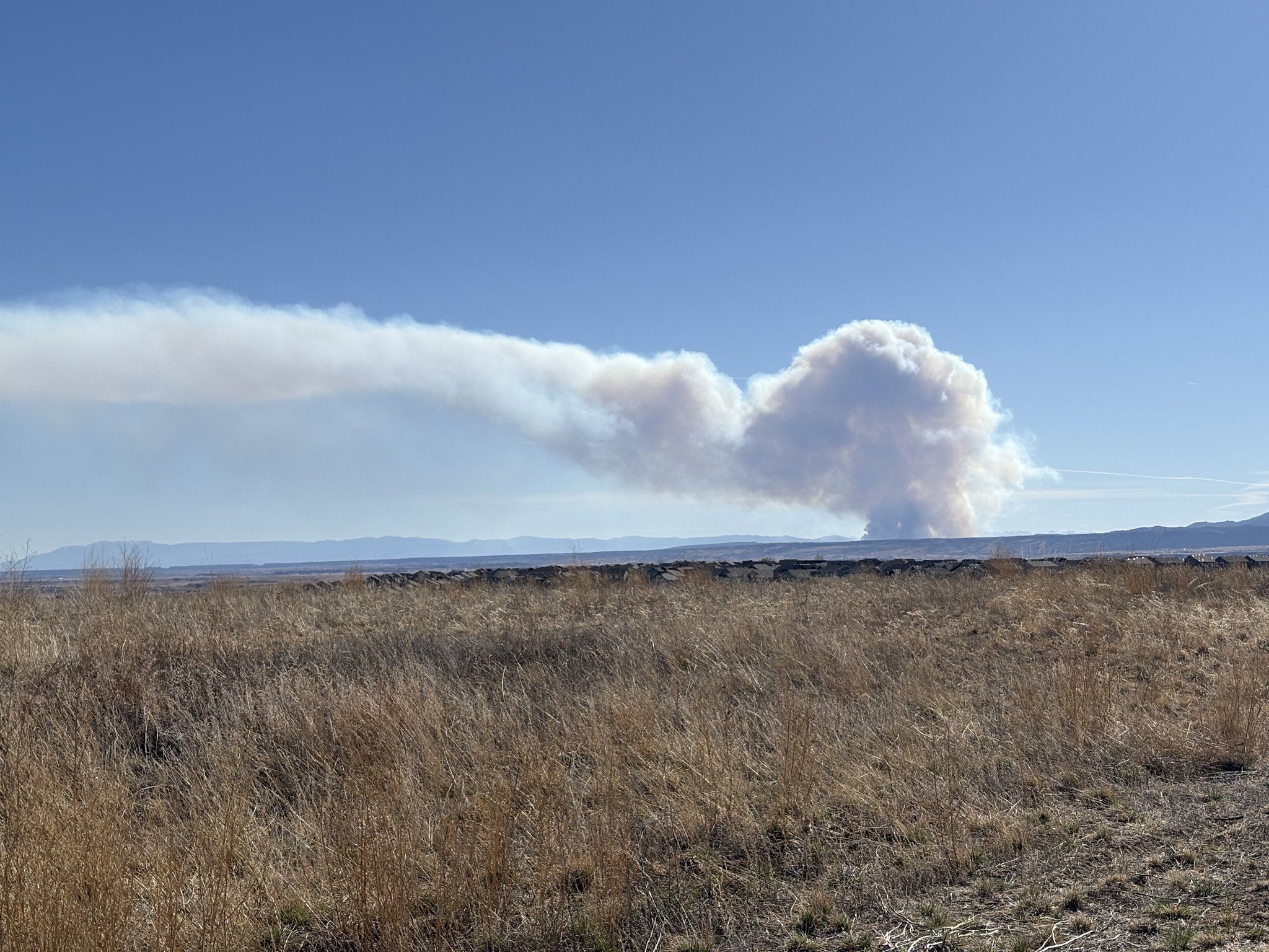 Highway 115 fire blows up, road closed south of Colorado Springs