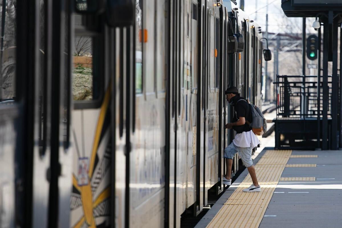 Colorado bill reshaping RTD board advances