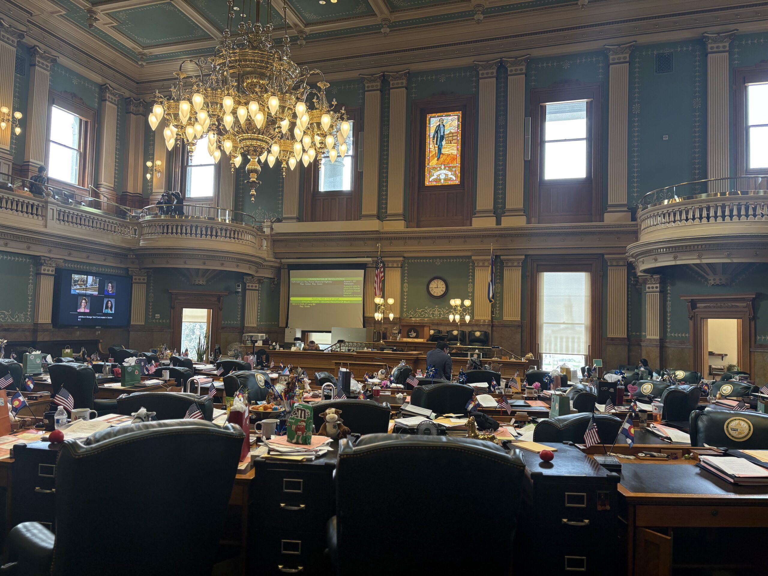 Colorado’s 661‑page budget read aloud after Rep. Bradley invokes procedural rule